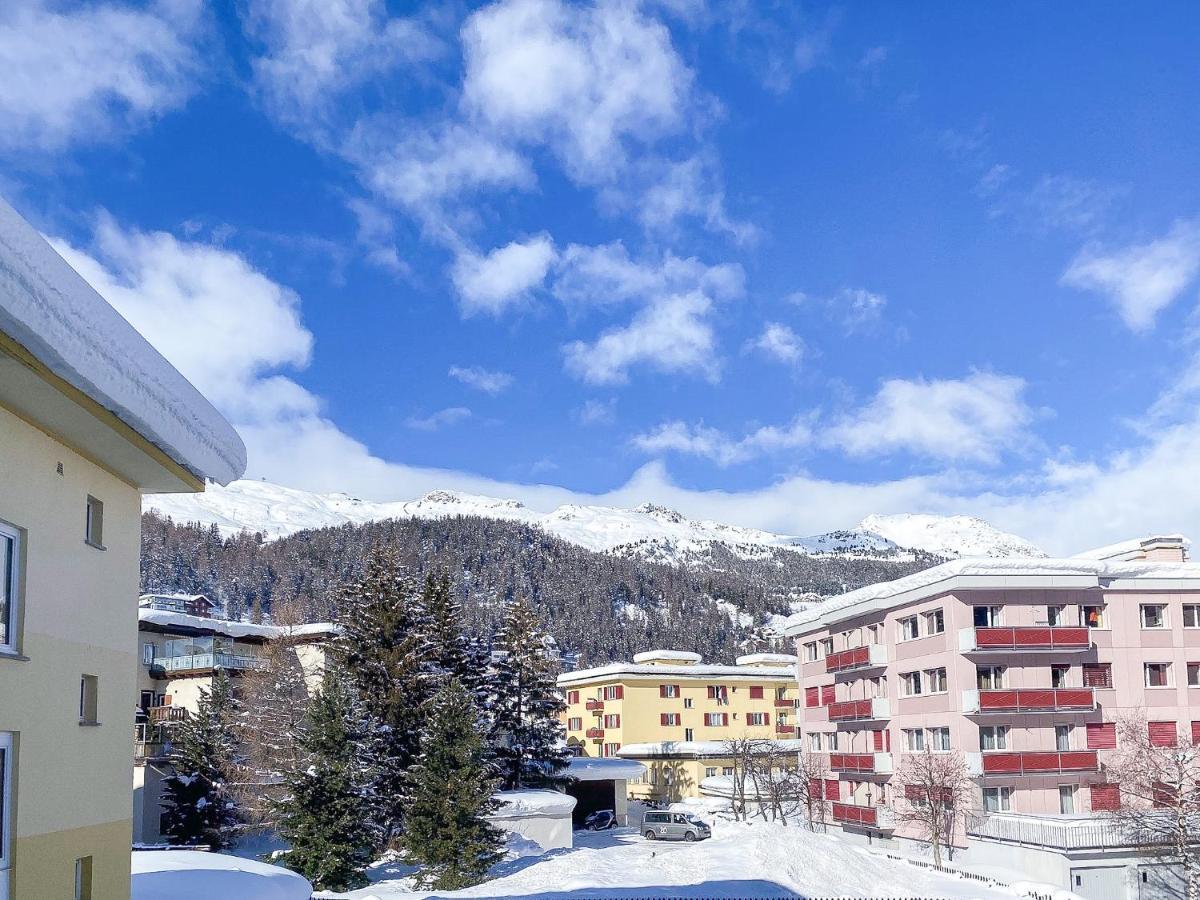 Zentrale Wohnung In St. Moritz Mit Grossem Balkon Ngoại thất bức ảnh